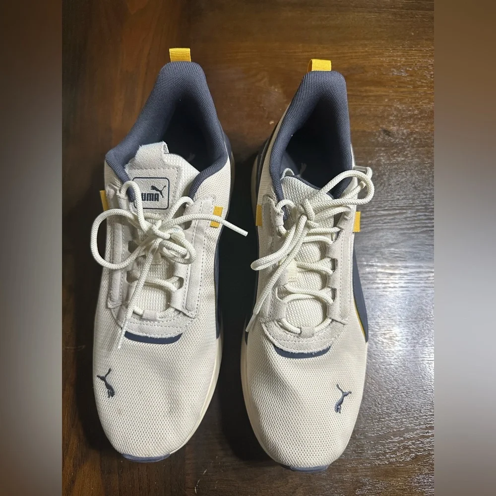 Puma Cream, Navy &‎ Yellow Active Running Sneakers